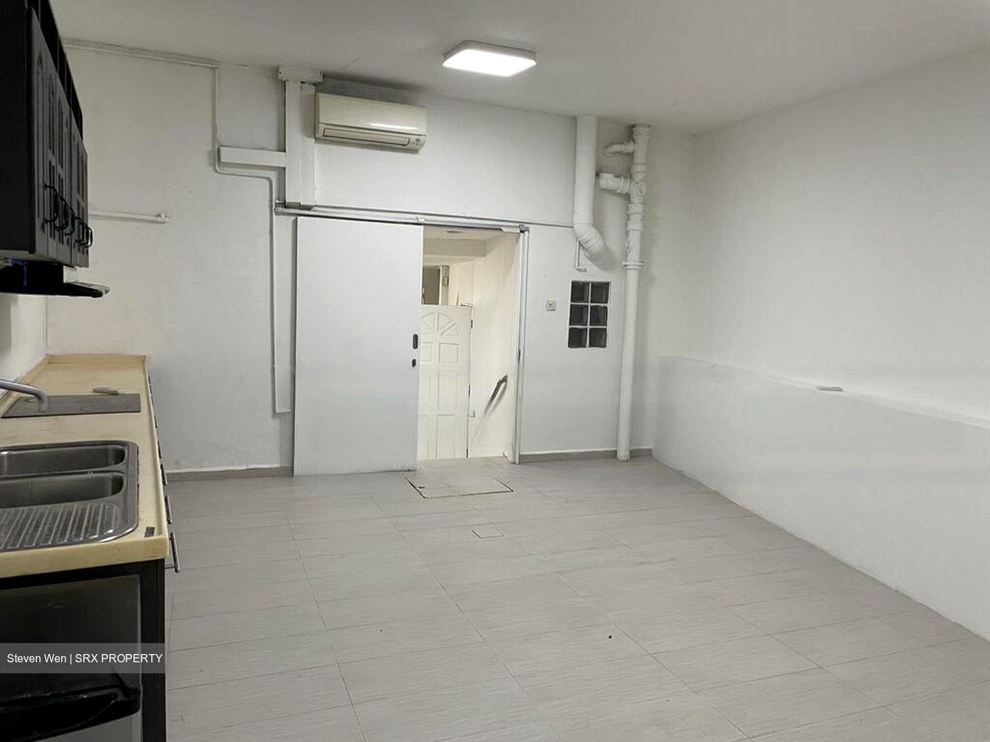 Niven Road (D9), Terrace #478590191